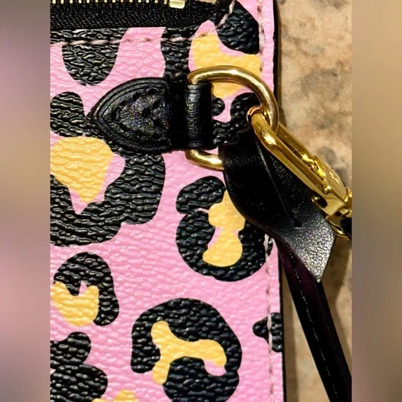 Louis Vuitton WILD AT HEART NEVERFULL WRISTLET POUCH - Picture 4 of 16